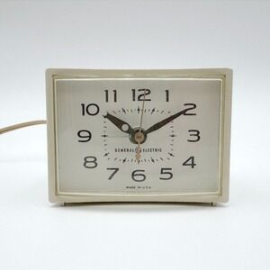 Vintage GE General Electric 7299 White MCM Retro Electric Alarm Clock Analog 4"